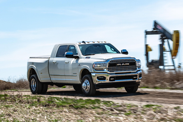 Gian lận khí thải dòng xe bán tải Ram, Cummins bị phạt 2 tỷ USD - Hình 2 Gian lan khi thai dong xe ban tai Ram, Cummins bi phat 2 ty USD-Hinh-2