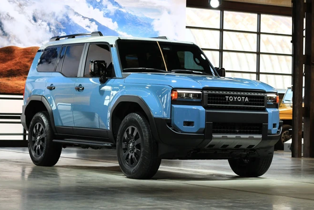 Chi tiết Toyota Land Cruiser Prado 2024 tại Nhật Bản - Hình 13 Chi tiet Toyota Land Cruiser Prado 2024 tai Nhat Ban-Hinh-13