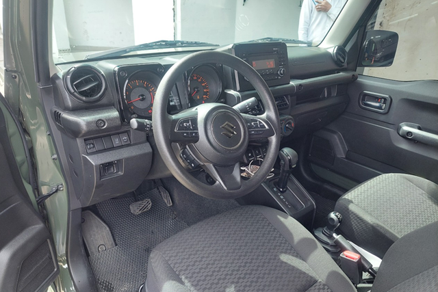 Suzuki Jimny phiên bản bán tải lộ diện - Hình 4 Suzuki Jimny phien ban ban tai lo dien-Hinh-4