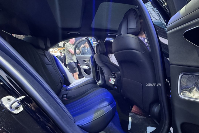 Mercedes-Benz E-Class 2024 được phân phối với 2 phiên bản - Hình 10 Mercedes-Benz E-Class 2024 duoc phan phoi voi 2 phien ban-Hinh-10