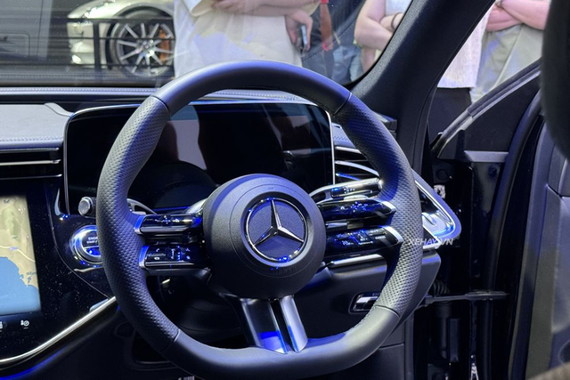 Mercedes-Benz E-Class 2024 được phân phối với 2 phiên bản - Hình 8 Mercedes-Benz E-Class 2024 duoc phan phoi voi 2 phien ban-Hinh-8