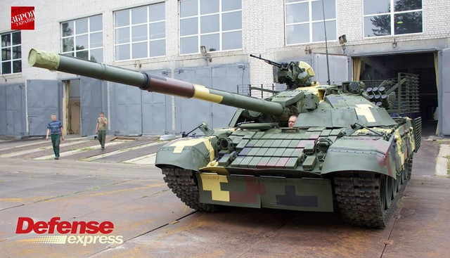 'Do suc' xe tang T-72AMT Ukraine va T-72B3 cua Nga-Hinh-8