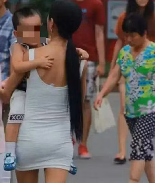 Nhung ba me mac ho henh khi di don con-Hinh-6