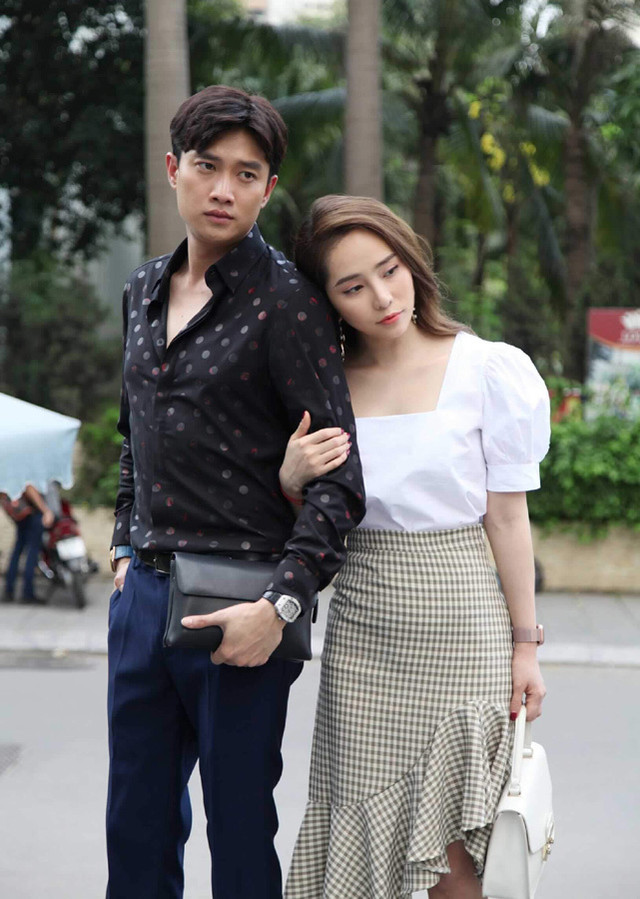 Do ve nong bong cua 2 tieu tam hot nhat man anh Viet-Hinh-2