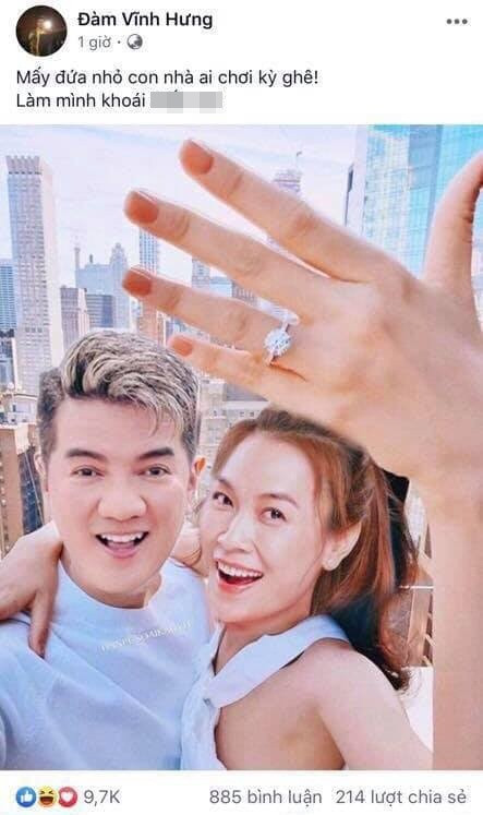 Màn khoe nhẫn cầu hôn của Đông Nhi - Ông Cao Thắng bị troll không thương tiếc - Hình 2 Man khoe nhan cau hon cua Dong Nhi - Ong Cao Thang bi troll khong thuong tiec-Hinh-2