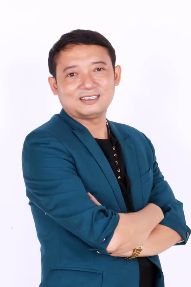 Cai ket nao danh cho danh hai 4 lan ket hon voi 3 nguoi vo