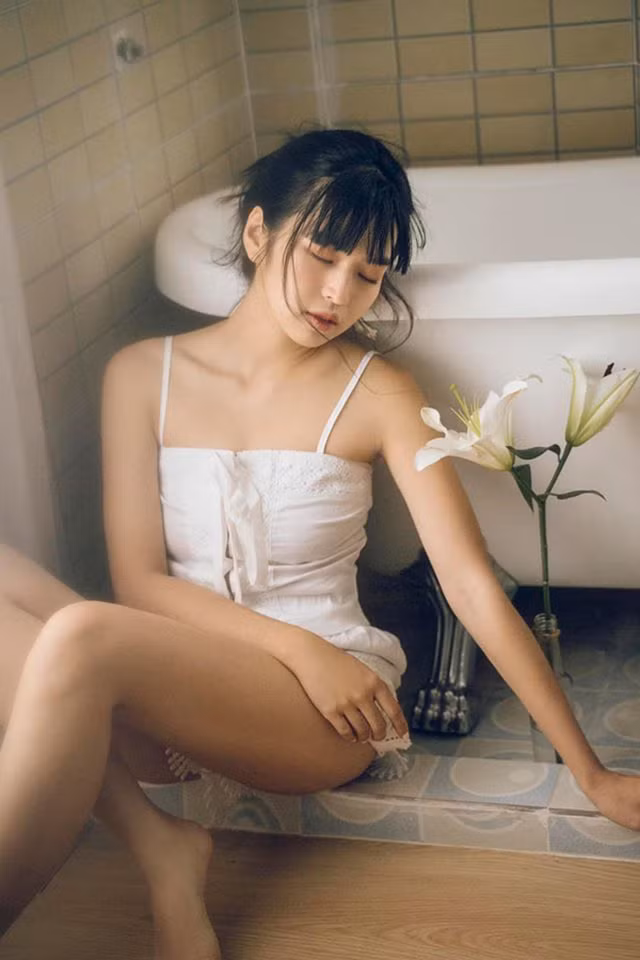 Gu thoi trang sexy cua Khanh Van - Mat Biec-Hinh-7