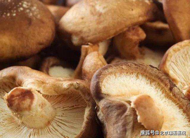 Những thực phẩm trị nốt sần ở ngực, ngừa ung thư hiệu quả Nhung thuc pham tri not san o nguc, ngua ung thu hieu qua