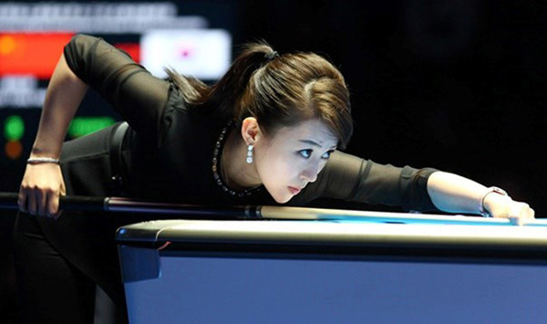 'Nữ thần bi-a' xứ Trung gây ấn tượng với phong cách thời trang sexy - Hình 5 'Nu than bi-a' xu Trung gay an tuong voi phong cach thoi trang sexy-Hinh-5