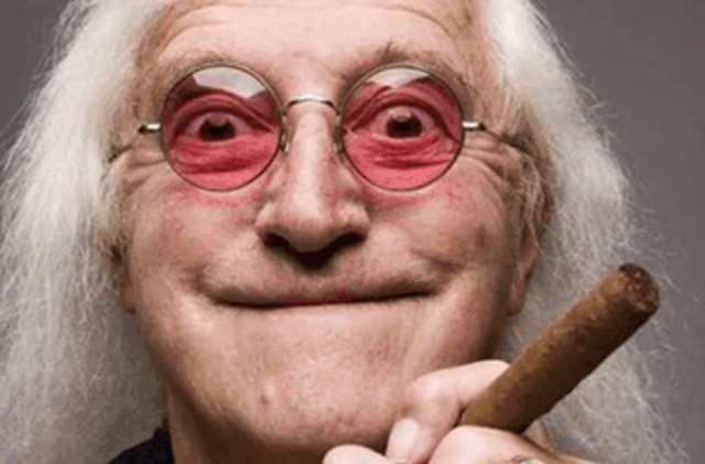 Lật lại tội ác MC nổi tiếng của Anh từng lạm dụng tình dục 500 người - Hình 7 Lat lai toi ac MC noi tieng cua Anh tung lam dung tinh duc 500 nguoi-Hinh-7