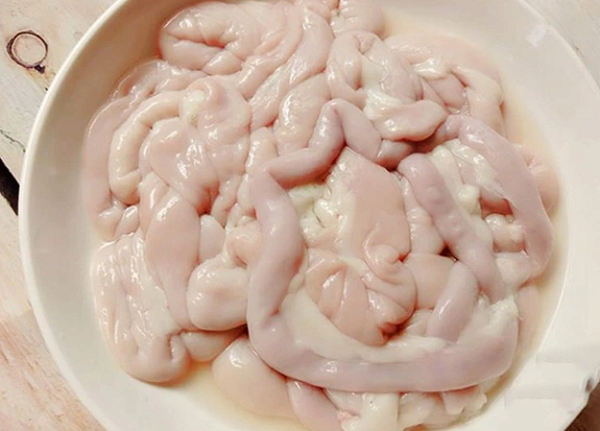 Những món ngon chế biến từ lòng heo - Hình 3 Nhung mon ngon che bien tu long heo-Hinh-3