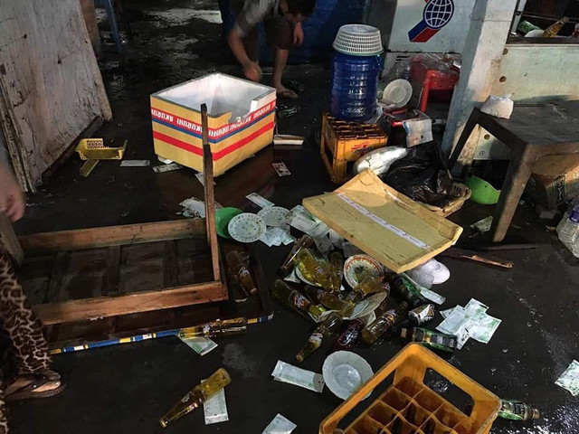 Vợ chồng chủ quán nước đánh khách chảy máu đầu bị trả thù - Hình 2 Vo chong chu quan nuoc danh khach chay mau dau bi tra thu-Hinh-2