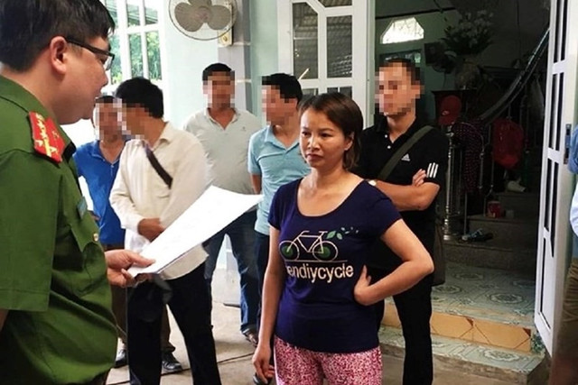 Bất ngờ mối quan hệ giữa mẹ nữ sinh giao gà và kẻ chủ mưu - Hình 2 Bat ngo moi quan he giua me nu sinh giao ga va ke chu muu-Hinh-2