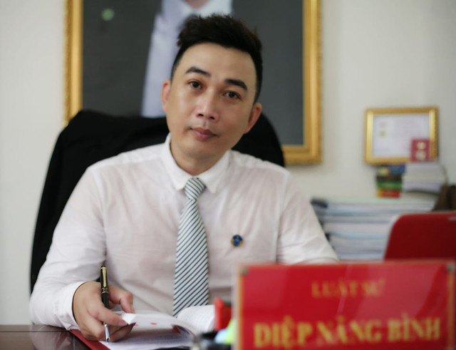 Hình phạt nào dành cho người đàn ông nước ngoài sàm sỡ trong thang máy - Hình 2 Hinh phat nao danh cho nguoi dan ong nuoc ngoai sam so trong thang may-Hinh-2