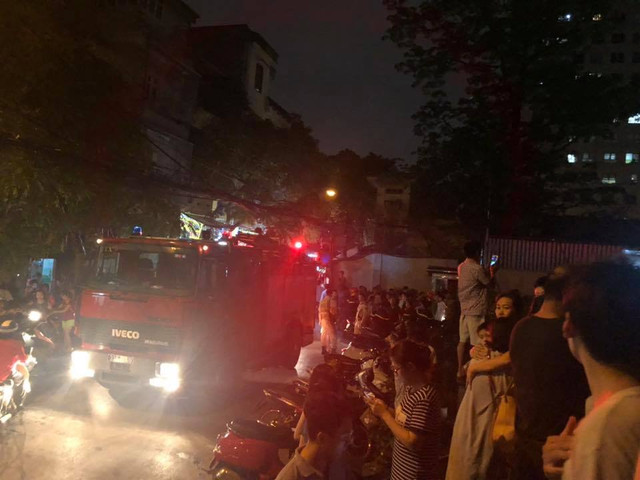 Chung cư Capital Garden nổ biến áp, hàng nghìn cư dân tháo chạy Chung cu Capital Garden no bien ap, hang nghin cu dan thao chay