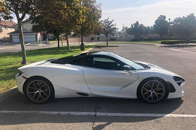 Đại gia Việt nào vừa 'đặt gạch' mua siêu xe McLaren 720S Spider hơn 23 tỷ? - Hình 4 Dai gia Viet nao vua 'dat gach' mua sieu xe McLaren 720S Spider hon 23 ty?-Hinh-4