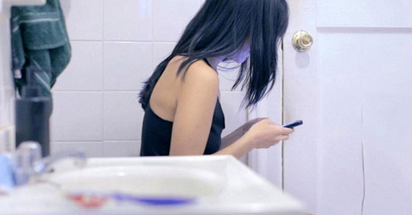 Giật mình thói quen khi vệ sinh dễ gây bệnh phụ khoa nguy hiểm - Hình 8 Giat minh thoi quen khi ve sinh de gay benh phu khoa nguy hiem-Hinh-8