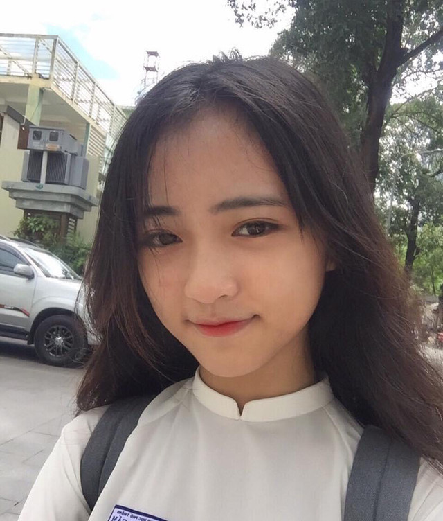 Nữ sinh 2K2 khiến dân mạng 'mệt tim' vì quá xinh - Hình 5 Nu sinh 2K2 khien dan mang 'met tim' vi qua xinh-Hinh-5
