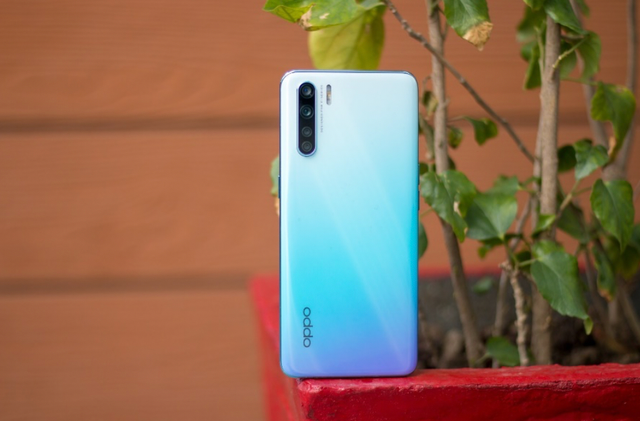 Top điện thoại dưới 10 triệu làm quà tặng Valentine cực chất - Hình 8 Top dien thoai duoi 10 trieu lam qua tang Valentine cuc chat-Hinh-8