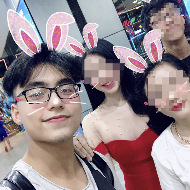 Con gái giang hồ đột lốt doanh nhân Đường 'Nhuệ' khoe mối quan hệ toàn giới showbiz - Hình 9 Con gai giang ho dot lot doanh nhan Duong 'Nhue' khoe moi quan he toan gioi showbiz-Hinh-9