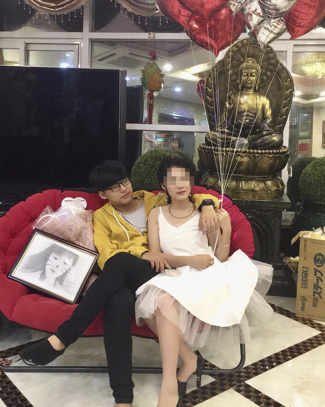 Con gái giang hồ đột lốt doanh nhân Đường 'Nhuệ' khoe mối quan hệ toàn giới showbiz - Hình 8 Con gai giang ho dot lot doanh nhan Duong 'Nhue' khoe moi quan he toan gioi showbiz-Hinh-8