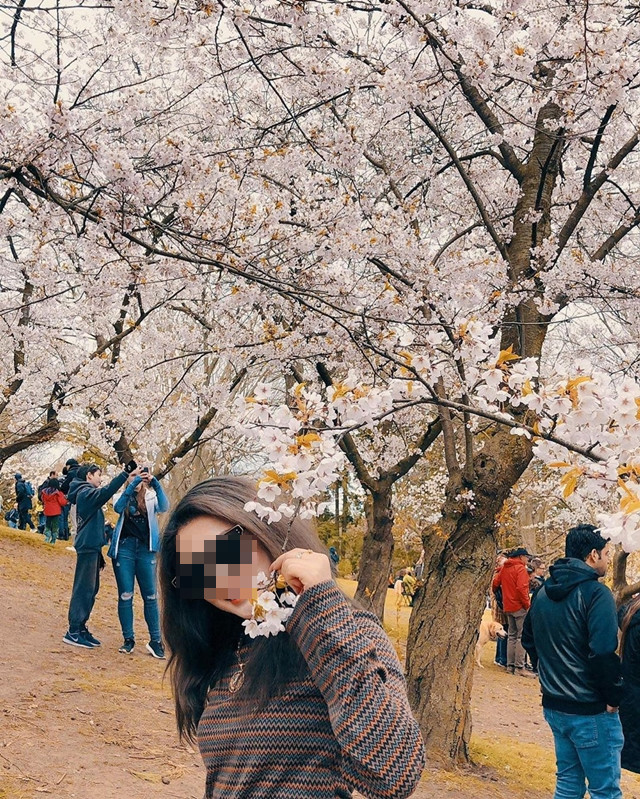 Con gái giang hồ đột lốt doanh nhân Đường 'Nhuệ' khoe mối quan hệ toàn giới showbiz - Hình 2 Con gai giang ho dot lot doanh nhan Duong 'Nhue' khoe moi quan he toan gioi showbiz-Hinh-2