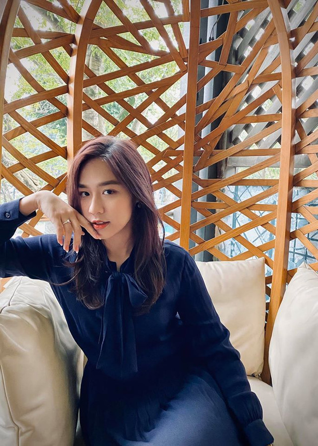 Nhan sắc cô gái tặng hoa Tổng thống Mỹ bây giờ thế nào? - Hình 11 Nhan sac co gai tang hoa Tong thong My bay gio the nao?-Hinh-11