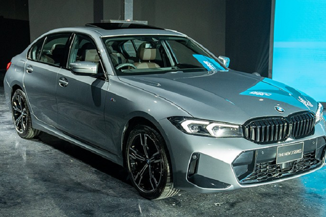 Sedan BMW 3-Series trục cơ sở dài giá 1,8 tỷ tại Thái - Hình 12 Sedan BMW 3-Series truc co so dai gia 1,8 ty tai Thai-Hinh-12