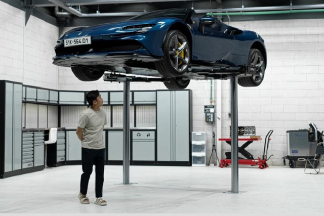 Tận mục garage độ siêu xe dành cho dân chơi của Cường Đô la - Hình 2 Tan muc garage do sieu xe danh cho dan choi cua Cuong Do la-Hinh-2