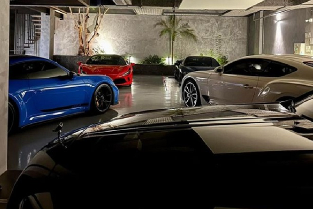 Tận mục garage độ siêu xe dành cho dân chơi của Cường Đô la - Hình 5 Tan muc garage do sieu xe danh cho dan choi cua Cuong Do la-Hinh-5