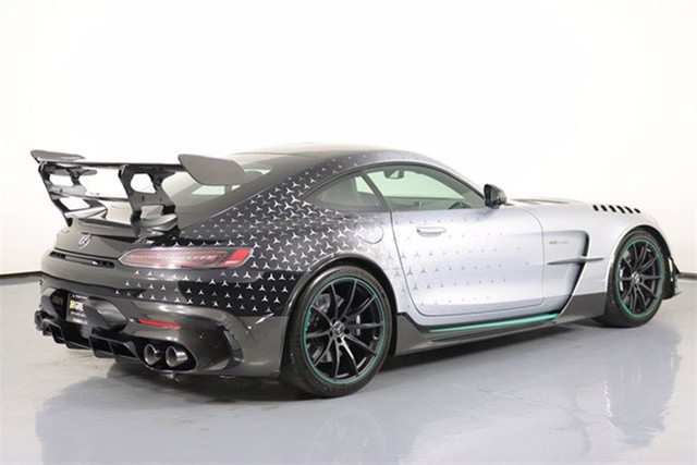 Chi tiết Mercedes-AMG GT Black Series không dưới 18 tỷ cập bến Việt Nam - Hình 5 Chi tiet Mercedes-AMG GT Black Series khong duoi 18 ty cap ben Viet Nam-Hinh-5