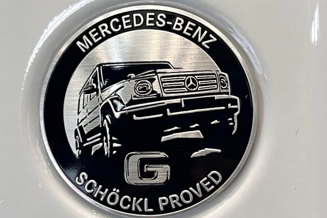 Đại gia Việt mua xe sang hơn 12 tỷ tặng vợ ngày 8/3 - Hình 3 Dai gia Viet mua xe sang hon 12 ty tang vo ngay 8/3-Hinh-3