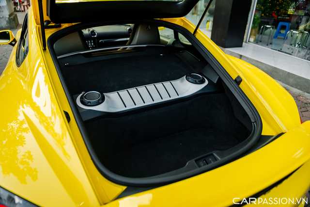 Porsche 718 Cayman chạy 3 năm được rao bán gần 5 tỷ ở Hà Nội - Hình 11 Porsche 718 Cayman chay 3 nam duoc rao ban gan 5 ty o Ha Noi-Hinh-11