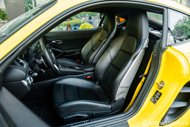 Porsche 718 Cayman chạy 3 năm được rao bán gần 5 tỷ ở Hà Nội - Hình 13 Porsche 718 Cayman chay 3 nam duoc rao ban gan 5 ty o Ha Noi-Hinh-13