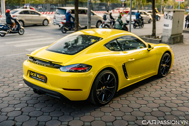 Porsche 718 Cayman chạy 3 năm được rao bán gần 5 tỷ ở Hà Nội - Hình 2 Porsche 718 Cayman chay 3 nam duoc rao ban gan 5 ty o Ha Noi-Hinh-2