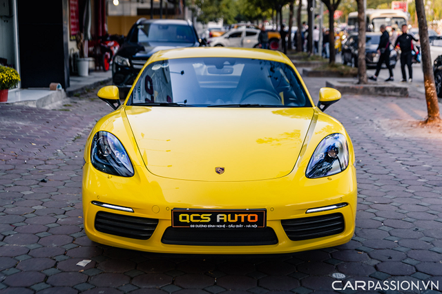 Porsche 718 Cayman chạy 3 năm được rao bán gần 5 tỷ ở Hà Nội - Hình 4 Porsche 718 Cayman chay 3 nam duoc rao ban gan 5 ty o Ha Noi-Hinh-4