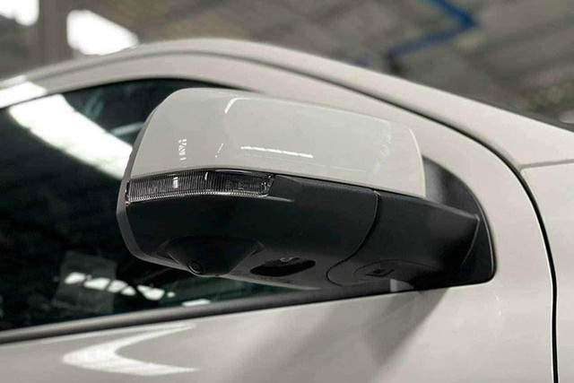 Ford Ranger Raptor 2023 hơn 1,3 tỷ sẽ đến tay khách Việt vào tháng 4 tới - Hình 6 Ford Ranger Raptor 2023 hon 1,3 ty se den tay khach Viet vao thang 4 toi-Hinh-6