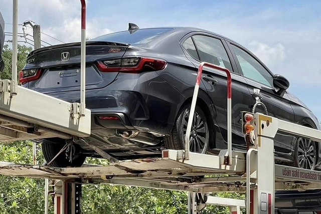 Cận cảnh Honda City RS 2023 tại Thái Lan - Hình 12 Can canh Honda City RS 2023 tai Thai Lan-Hinh-12