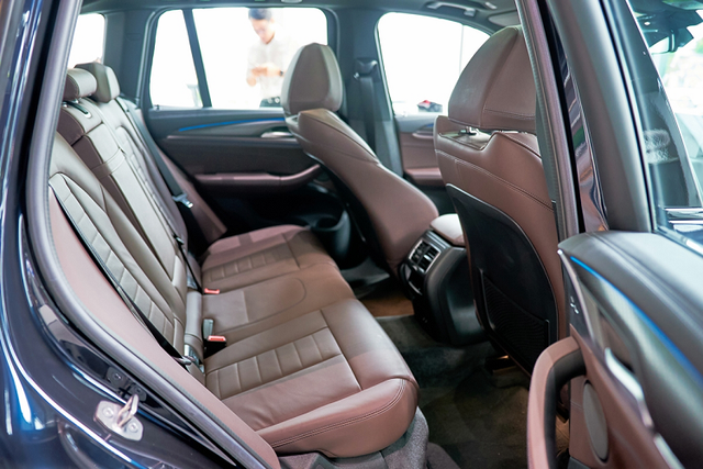 SUV điện hạng sang giá 3,5 tỷ có gì? - Hình 7 SUV dien hang sang gia 3,5 ty co gi?-Hinh-7