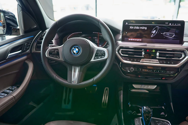 SUV điện hạng sang giá 3,5 tỷ có gì? - Hình 3 SUV dien hang sang gia 3,5 ty co gi?-Hinh-3