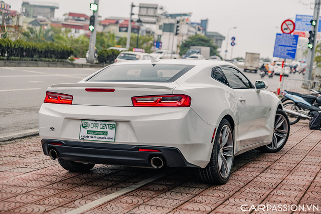 Hằng Túi rao bán Chevrolet Camaro RS giá 2,3 tỷ ở Hà Nội - Hình 2 Hang Tui rao ban Chevrolet Camaro RS gia 2,3 ty o Ha Noi-Hinh-2