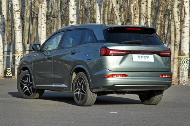 Landian E5 2023 của Trung Quốc từ 478 triệu đồng có gì đặc biệt? - Hình 3 Landian E5 2023 cua Trung Quoc tu 478 trieu dong co gi dac biet?-Hinh-3