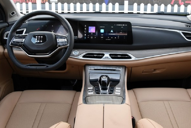 Landian E5 2023 của Trung Quốc từ 478 triệu đồng có gì đặc biệt? - Hình 4 Landian E5 2023 cua Trung Quoc tu 478 trieu dong co gi dac biet?-Hinh-4