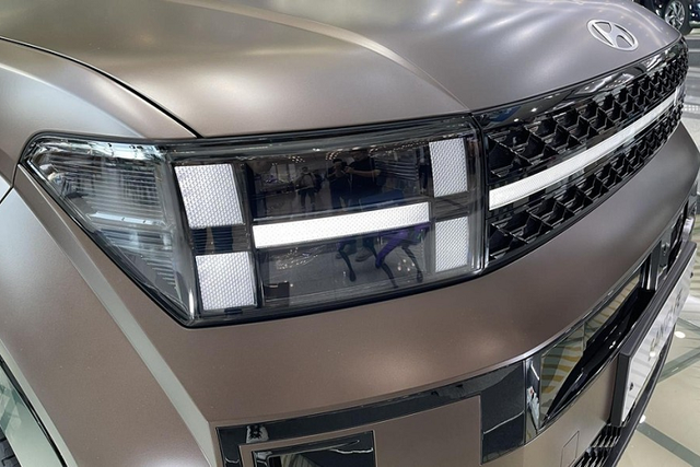 Cận cảnh Hyundai SantaFe 2024 vừa ra mắt - Hình 11 Can canh Hyundai SantaFe 2024 vua ra mat-Hinh-11