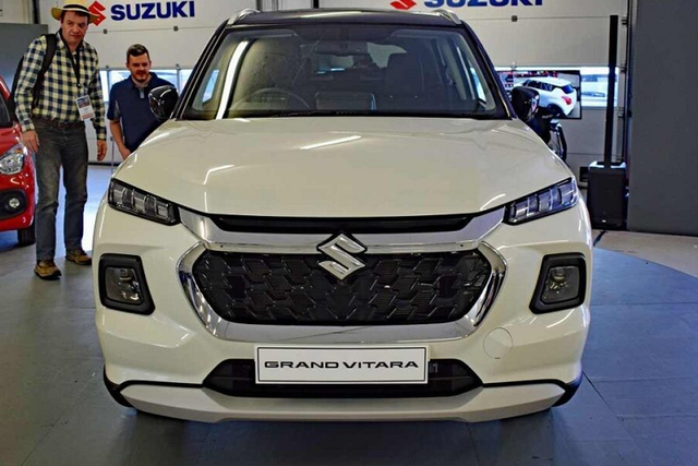 Suzuki Grand Vitara 2023 chỉ từ 300 triệu đồng có gì? - Hình 2 Suzuki Grand Vitara 2023 chi tu 300 trieu dong co gi?-Hinh-2