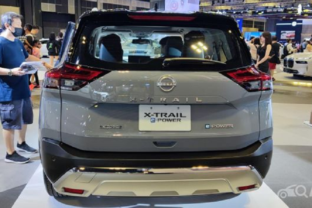 Cận cảnh Nissan X-Trail 2023 'chào hàng' ở Singapore - Hình 7 Can canh Nissan X-Trail 2023 'chao hang' o Singapore-Hinh-7