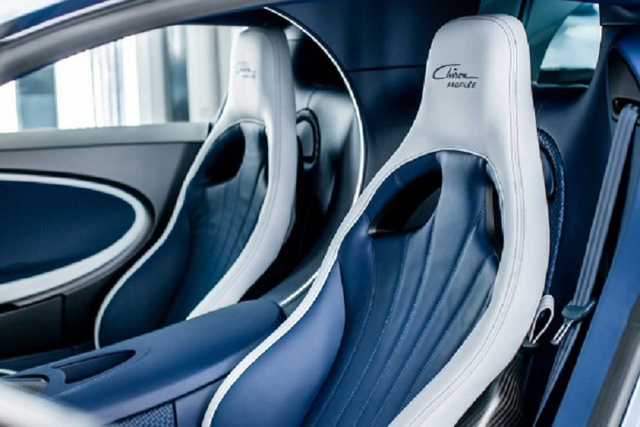 Cận cảnh siêu xe Bugatti Chiron Profilee có giá hơn 300 tỷ đồng - Hình 9 Can canh sieu xe Bugatti Chiron Profilee co gia hon 300 ty dong-Hinh-9