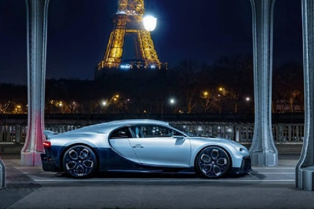 Cận cảnh siêu xe Bugatti Chiron Profilee có giá hơn 300 tỷ đồng - Hình 3 Can canh sieu xe Bugatti Chiron Profilee co gia hon 300 ty dong-Hinh-3