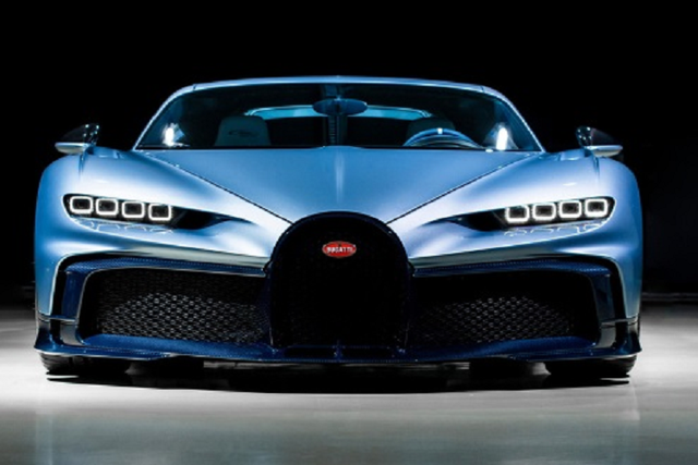 Cận cảnh siêu xe Bugatti Chiron Profilee có giá hơn 300 tỷ đồng - Hình 4 Can canh sieu xe Bugatti Chiron Profilee co gia hon 300 ty dong-Hinh-4