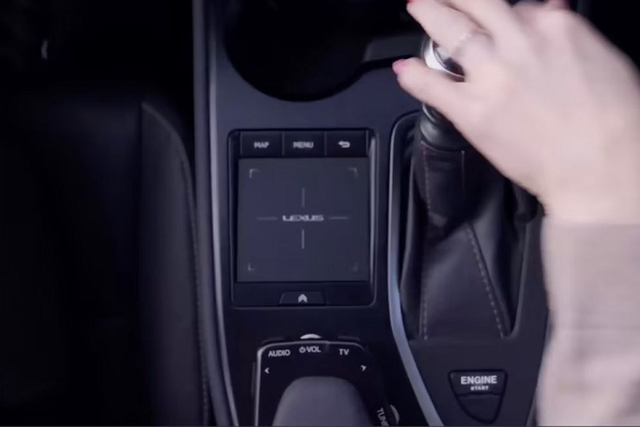 Ô tô điện của Toyota sẽ được trang bị hộp số sàn? - Hình 3 O to dien cua Toyota se duoc trang bi hop so san?-Hinh-3